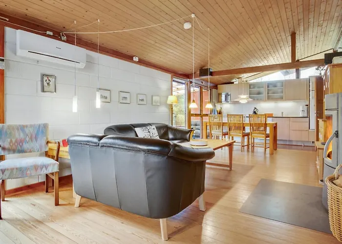 Jesper - 600m From The Sea By Interhome Blavand